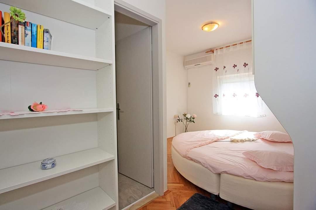 Apartment Samanta Супетар Экстерьер фото